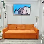 Апартаменти Ak Km 0 *